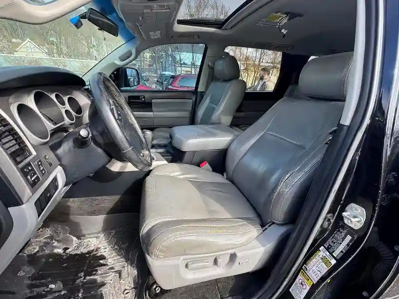 5TDBM5G17CS002449 2012 TOYOTA SEQUOIA-4
