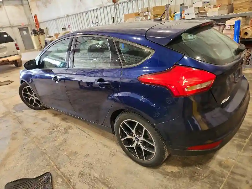 1FADP3M22HL282748 2017 FORD FOCUS-1