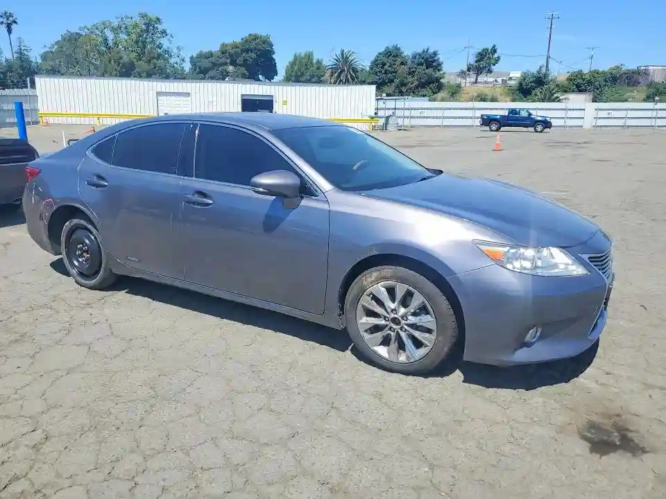 JTHBW1GG2D2017648 2013 LEXUS ES300-3
