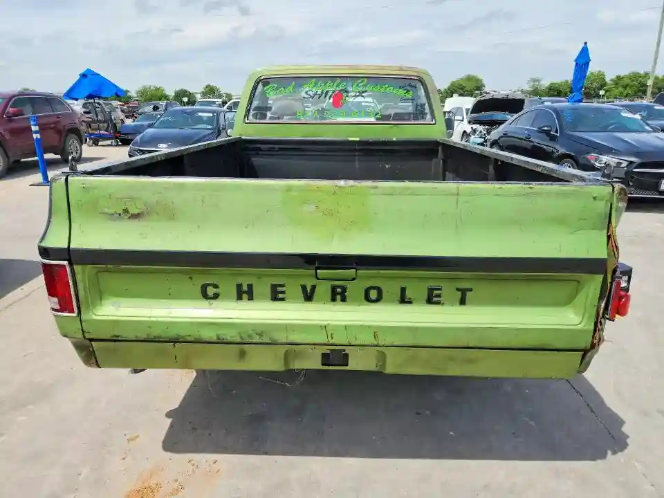 CCL146F303821 1976 CHEVROLET C/K1500-5
