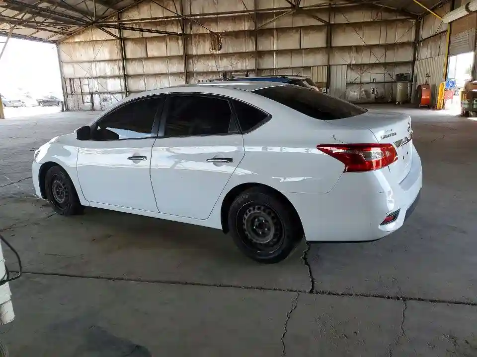 3N1AB7APXJY215625 2018 NISSAN SENTRA-1