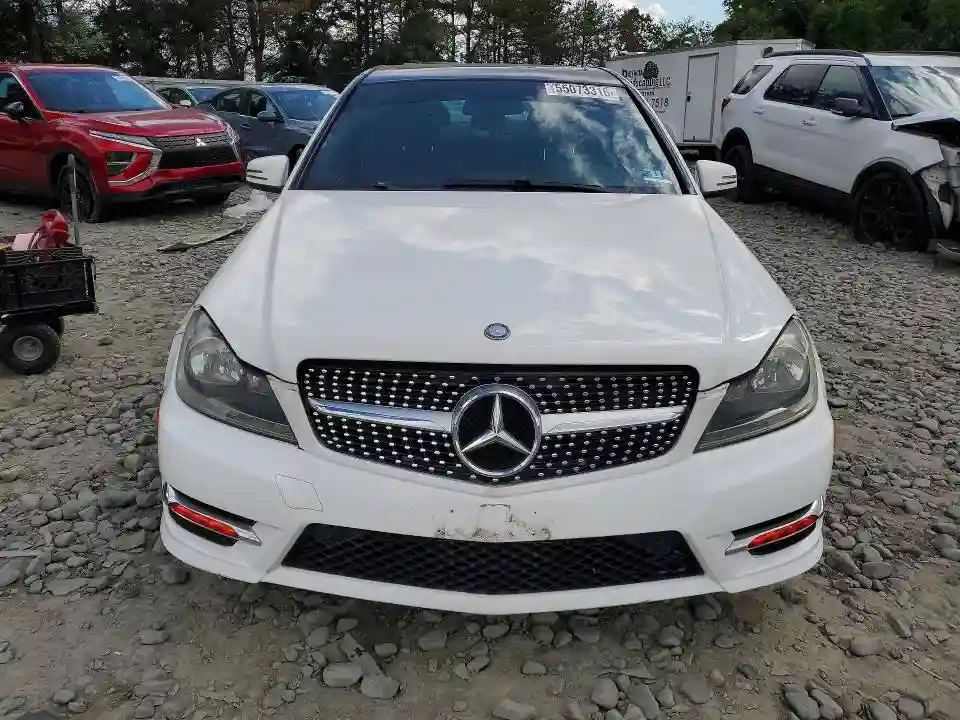 WDDGF8AB3DG128621 2013 MERCEDES-BENZ C-CLASS-4