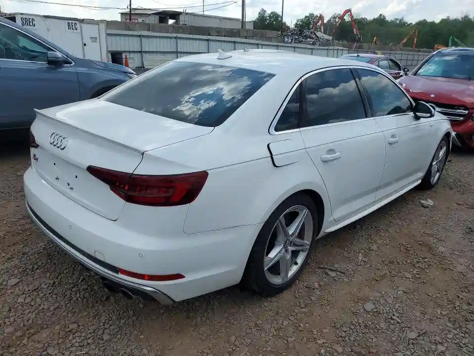 WAUB4AF42JA019445 2018 AUDI S4/RS4-2