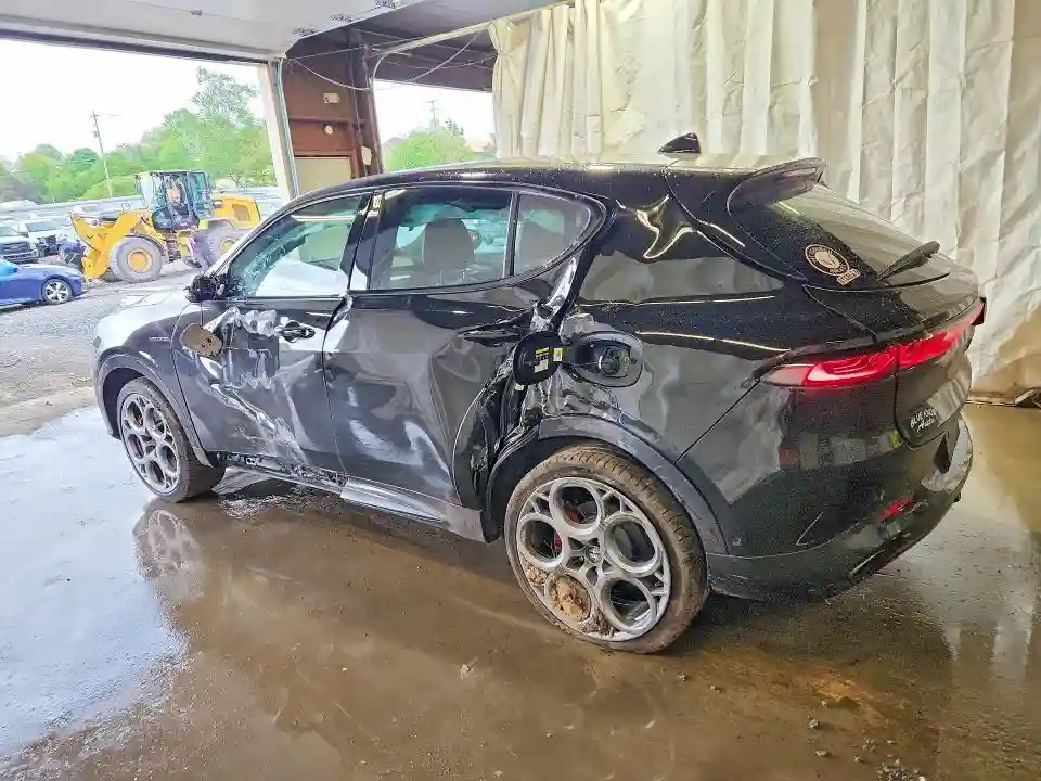 ZASPATDW4R3058561 2024 ALFA ROMEO TONALE VEL-1
