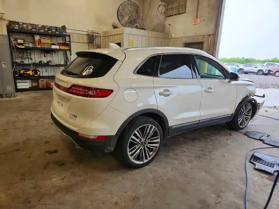 5LMTJ3DH7GUJ21762 2016 LINCOLN MKC-2