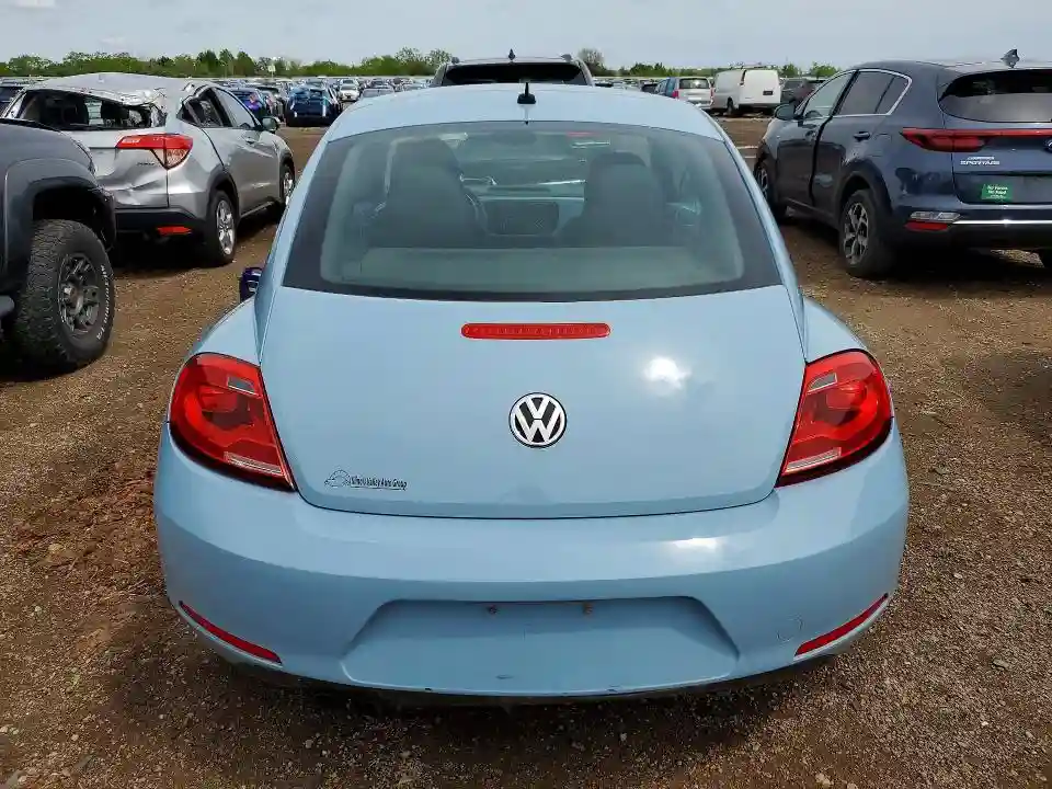 3VWJX7AT0CM656599 2012 VOLKSWAGEN BEETLE-5