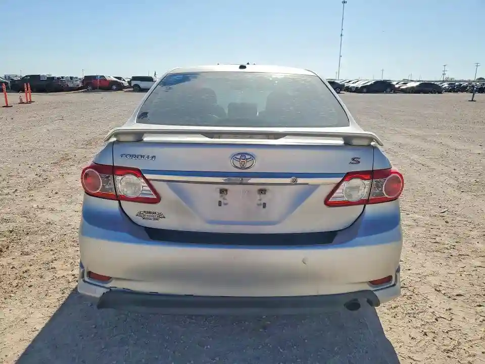 5YFBU4EE0DP092831 2013 TOYOTA COROLLA-5