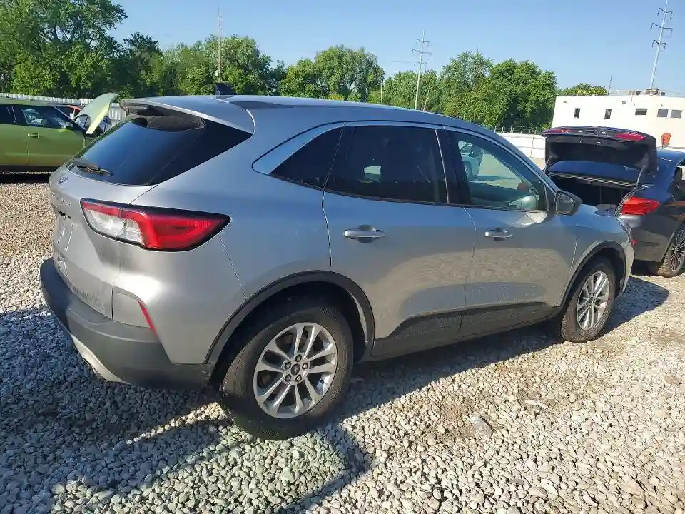 1FMCU0G60NUB41304 2022 FORD ESCAPE-2