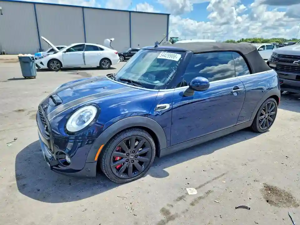 WMWWG9C5XJ3C82827 2018 MINI COOPER-0