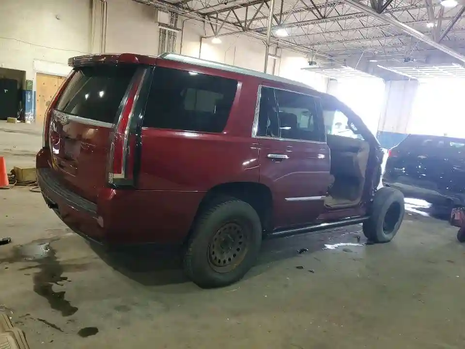 1GYS4DKJ1HR160948 2017 CADILLAC ESCALADE-2