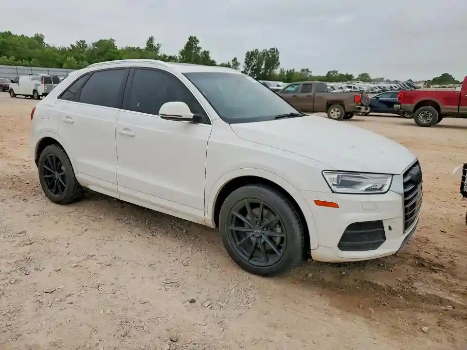 WA1HCCFS4HR016854 2017 AUDI Q3-3