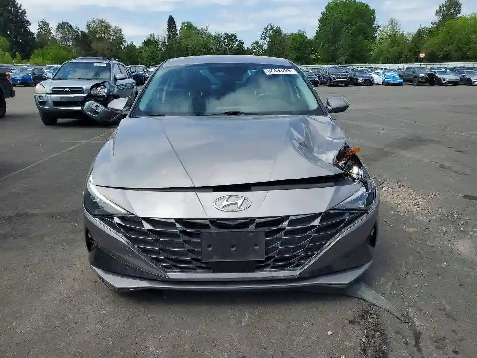 KMHLN4AJ2NU016077 2022 HYUNDAI ELANTRA-4