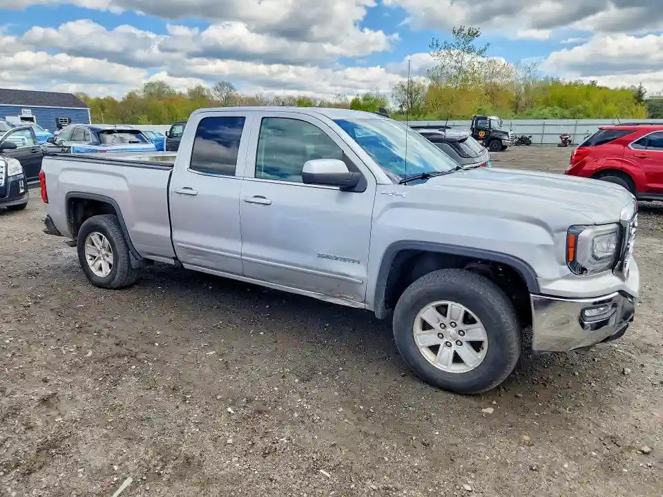 1GTV2MEC9JZ343512 2018 GMC SIERRA-3