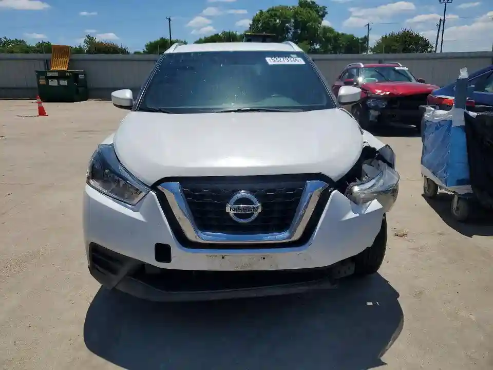 3N1CP5CU6KL563020 2019 NISSAN KICKS-4