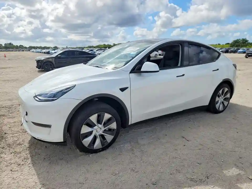7SAYGAEE2PF752869 2023 TESLA MODEL Y-0
