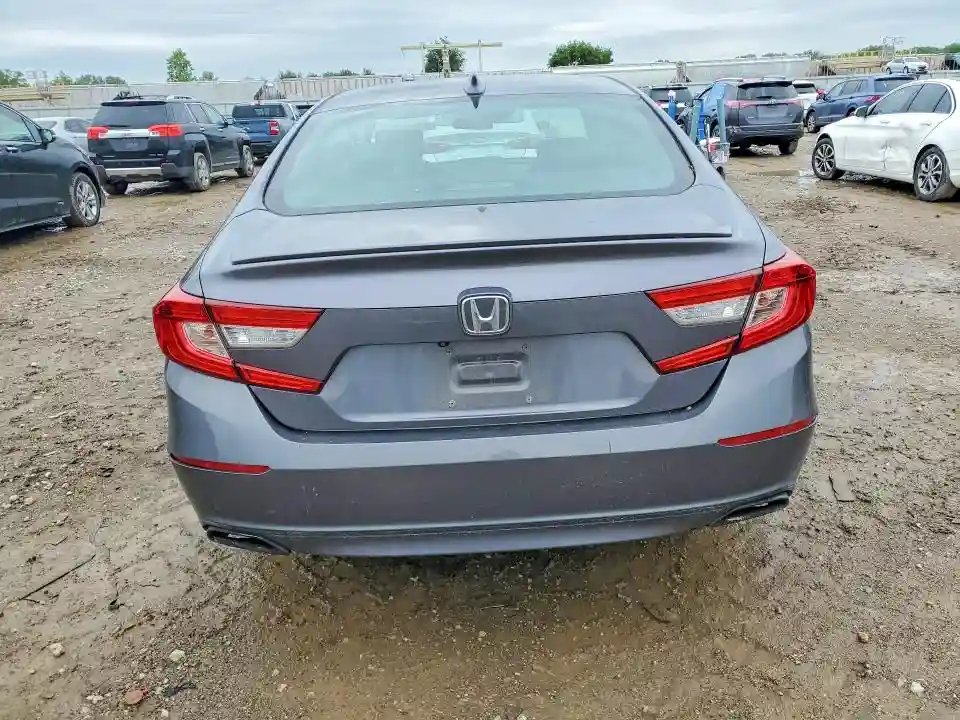 1HGCV1F31JA076670 2018 HONDA ACCORD-5