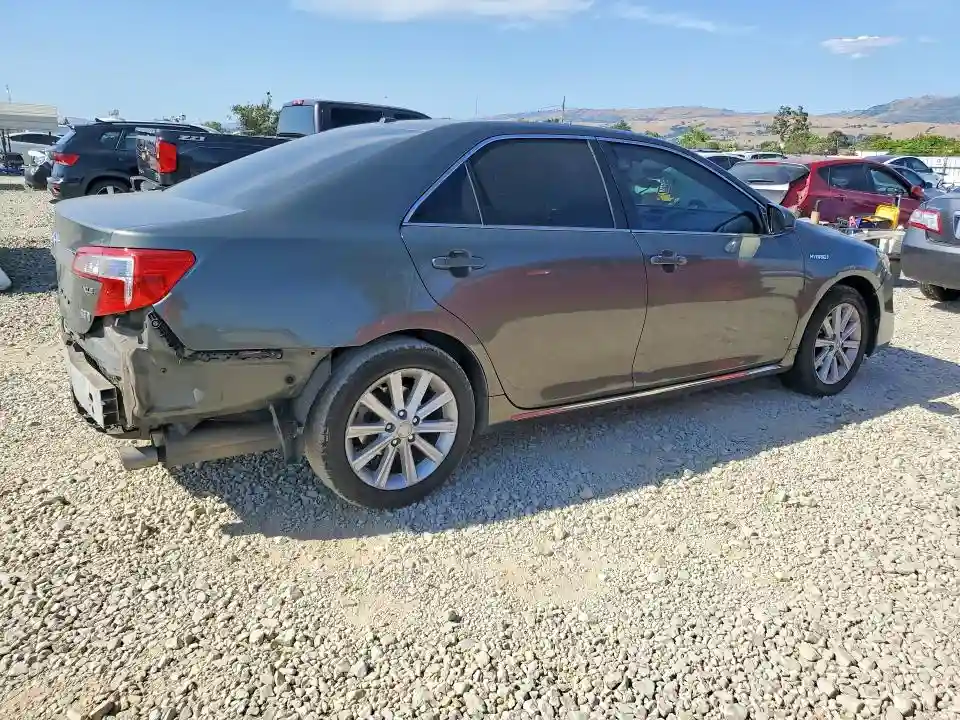 4T1BD1FK2CU034140 2012 TOYOTA CAMRY SOLA-2