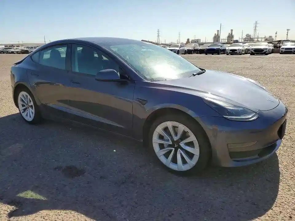 5YJ3E1EA8NF303896 2022 TESLA MODEL 3-3