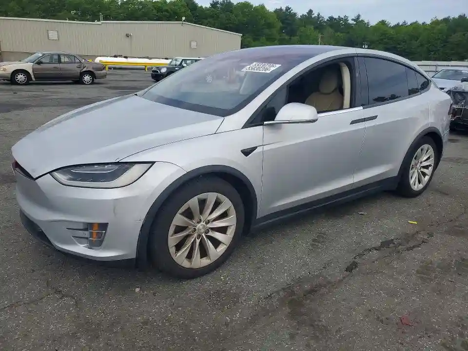 5YJXCBE28HF035121 2017 TESLA MODEL X-0