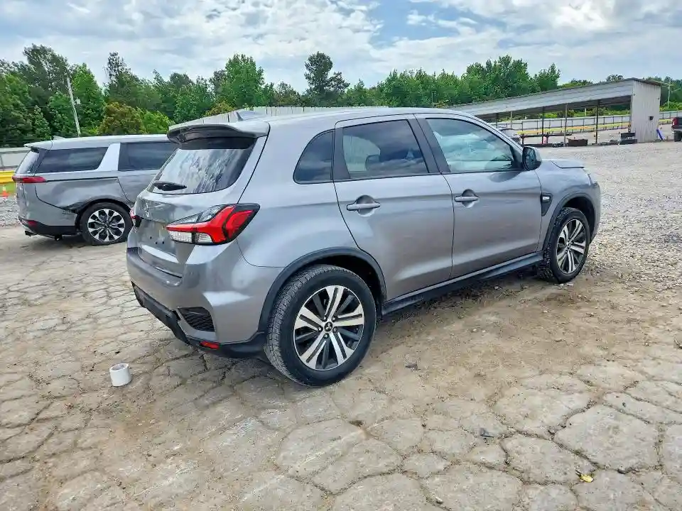 JA4APUAU0NU010014 2022 MITSUBISHI OUTLANDER-2