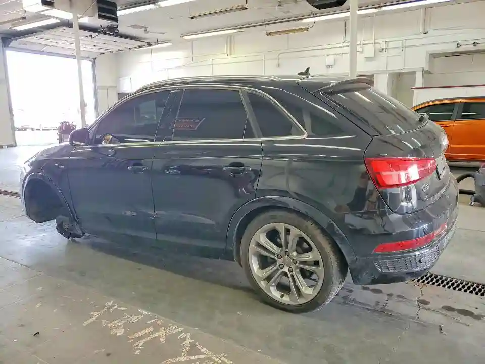 WA1GFCFS8GR013022 2016 AUDI Q3-1