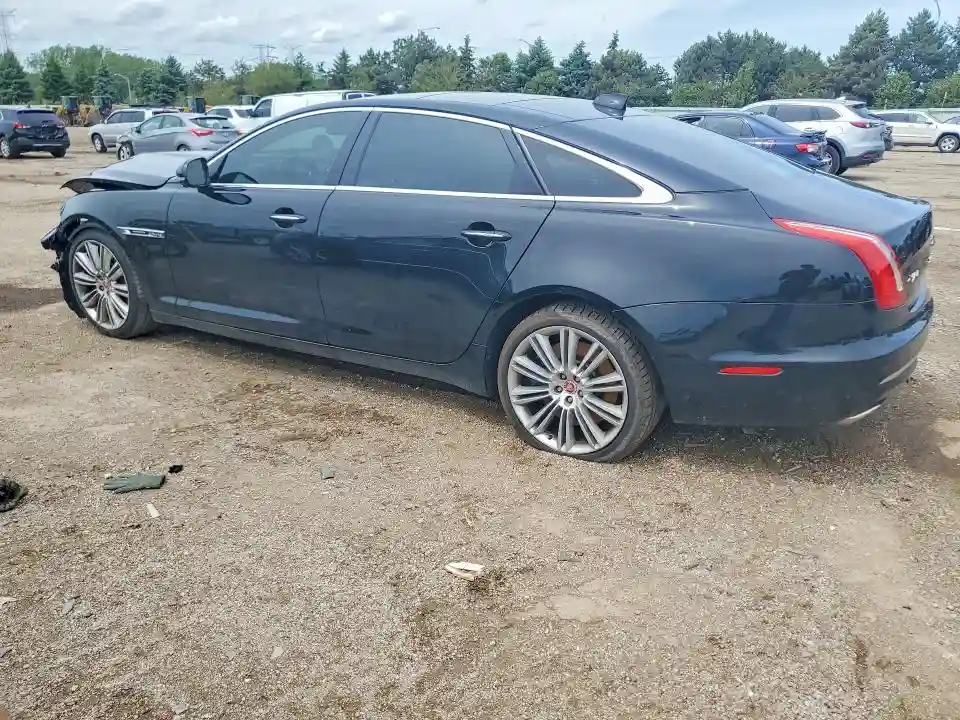 SAJWA2GEXGMW01831 2016 JAGUAR XJ-1
