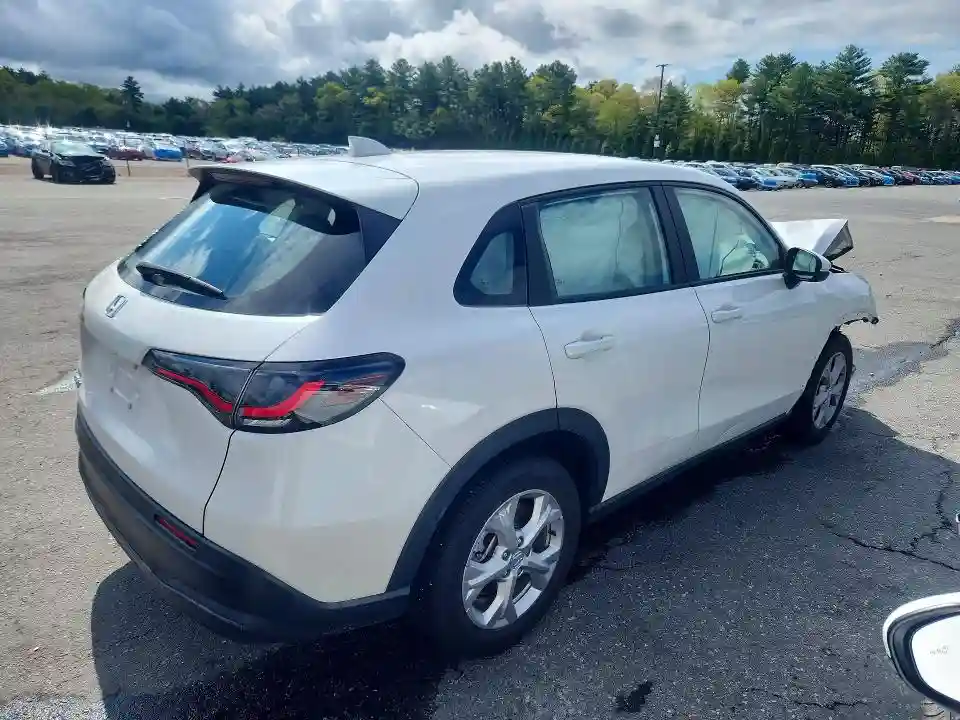 3CZRZ2H33SM768119 2025 HONDA HR-V-2