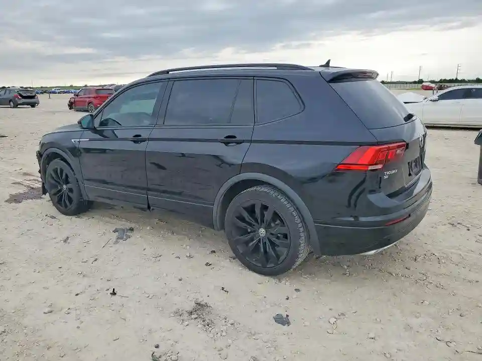 3VV3B7AXXMM093514 2021 VOLKSWAGEN TIGUAN-1