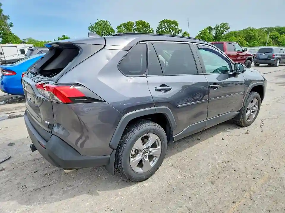 2T3P1RFV0NC262964 2022 TOYOTA RAV4-2