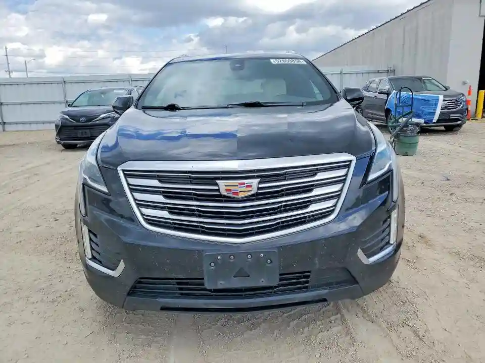 1GYKNERS6JZ143960 2018 CADILLAC XT5-4