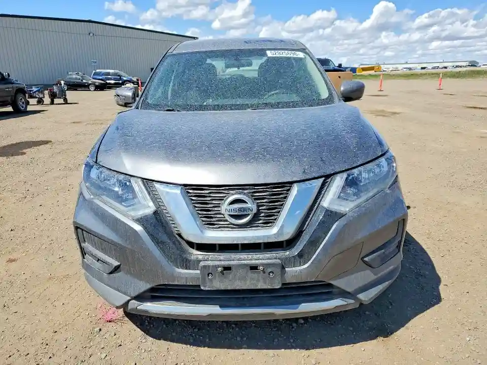 5N1AT2MT3HC804133 2017 NISSAN ROGUE-4