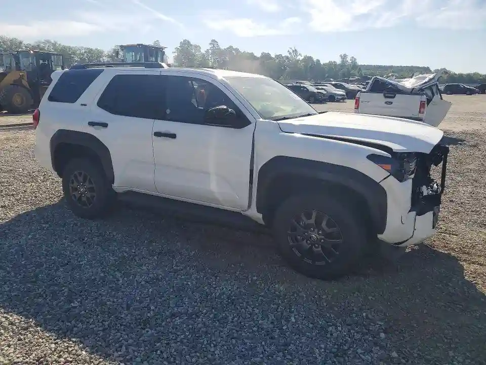 JTEVA5BR1S5039144 2025 TOYOTA 4RUNNER-3
