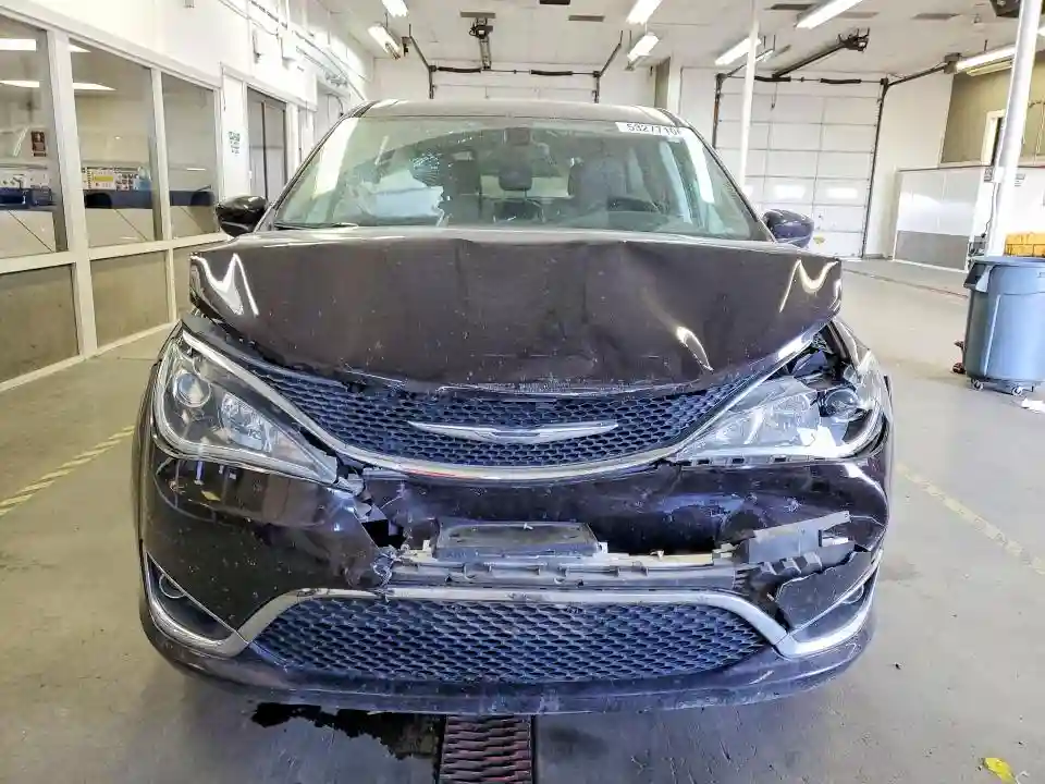 2C4RC1BG2HR833234 2017 CHRYSLER PACIFICA-4