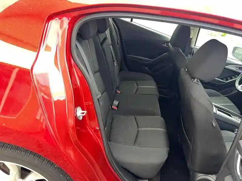3MZBN1M34JM200329 2018 MAZDA 3-5