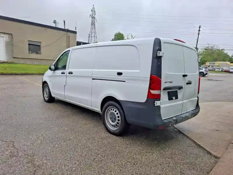 W1YV0CEY9M3867855 2021 MERCEDES-BENZ METRIS-2