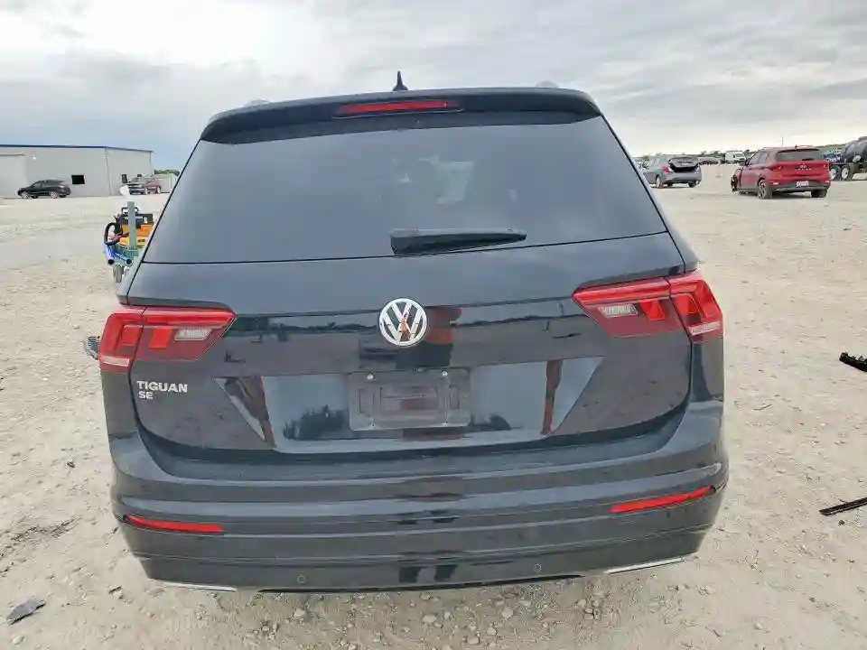 3VV3B7AXXMM093514 2021 VOLKSWAGEN TIGUAN-5