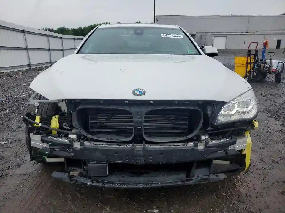 WBAYF8C57FD655150 2015 BMW 7 SERIES-4