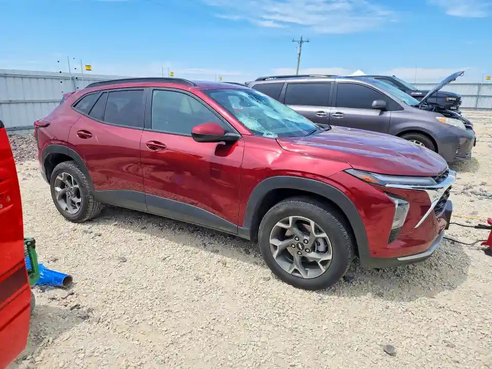 KL77LHEPXSC014268 2025 CHEVROLET TRAX-3