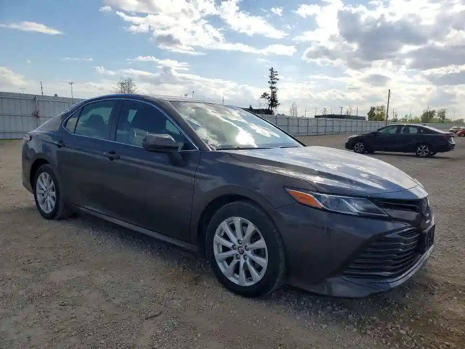 JTNB11HK2J3043266 2018 TOYOTA CAMRY-3