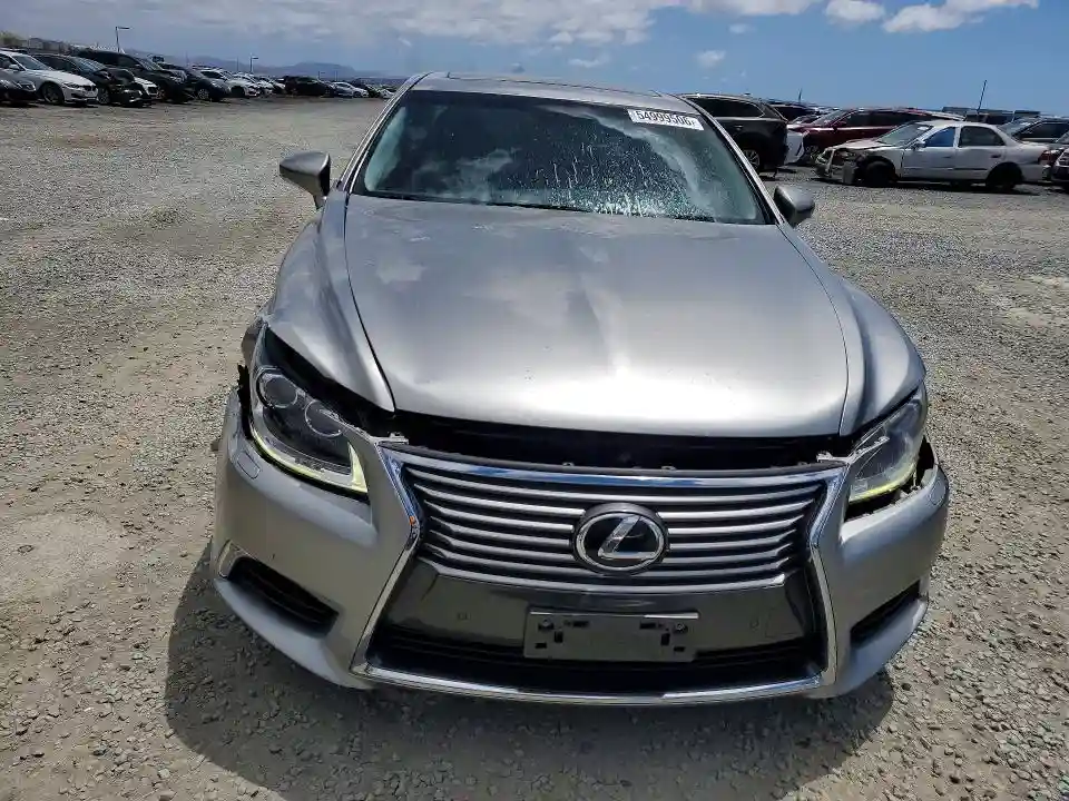 JTHBL5EF2G5138936 2016 LEXUS LS460-4