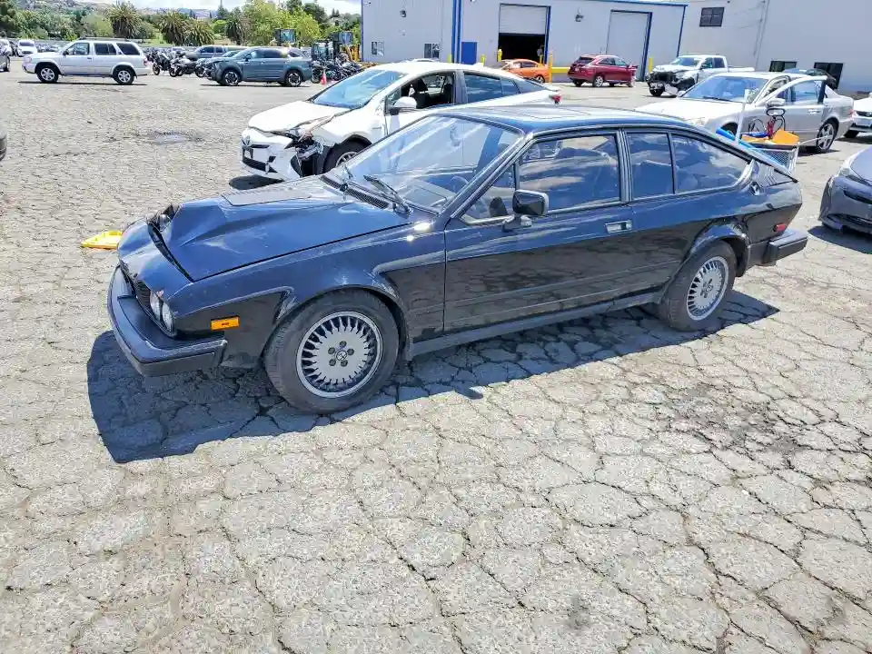 ZARAA6696G1008060 1986 ALFA ROMEO GT-0