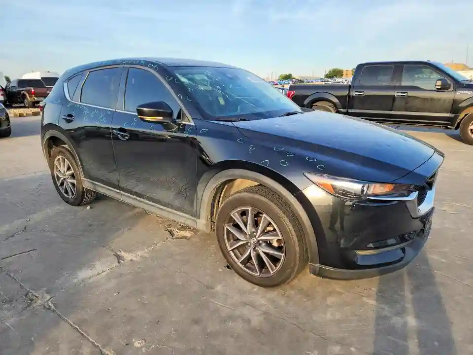 JM3KFACM8J0405821 2018 MAZDA CX-5-3