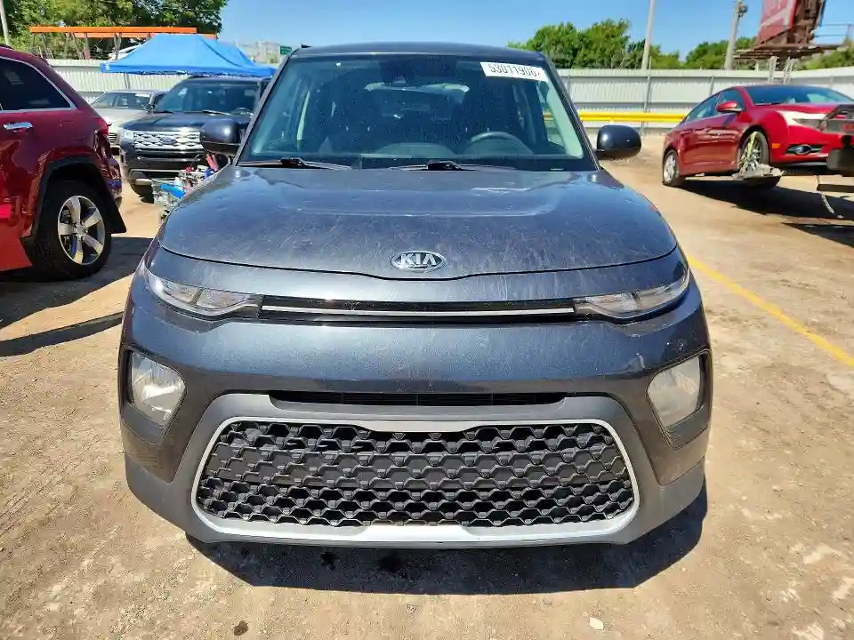 KNDJ23AU3M7748174 2021 KIA SOUL S-4