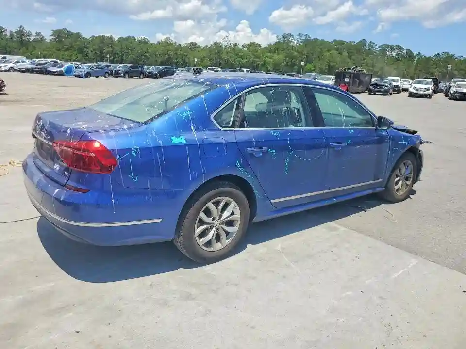 1VWAT7A33HC034311 2017 VOLKSWAGEN PASSAT-2