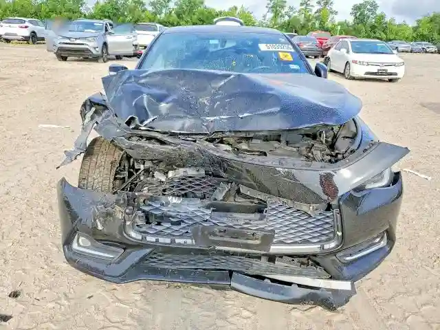 JN1EV7EL5JM392750 2018 INFINITI Q60-4