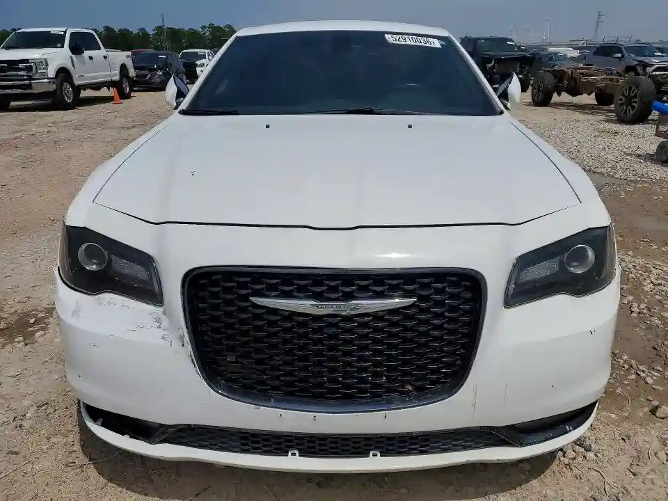 2C3CCAGG3GH234222 2016 CHRYSLER 300-4