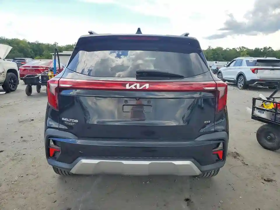 KNDETCA76R7493391 2024 KIA SELTOS-5