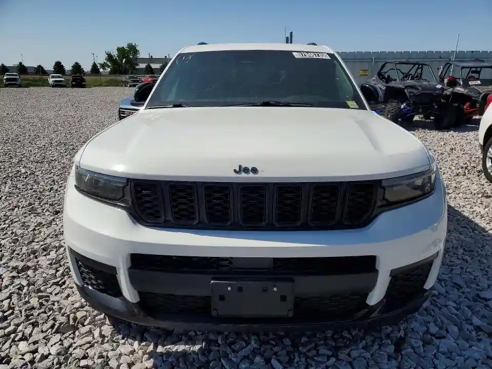1C4RJKAG9P8743599 2023 JEEP GRAND CHEROKEE-4