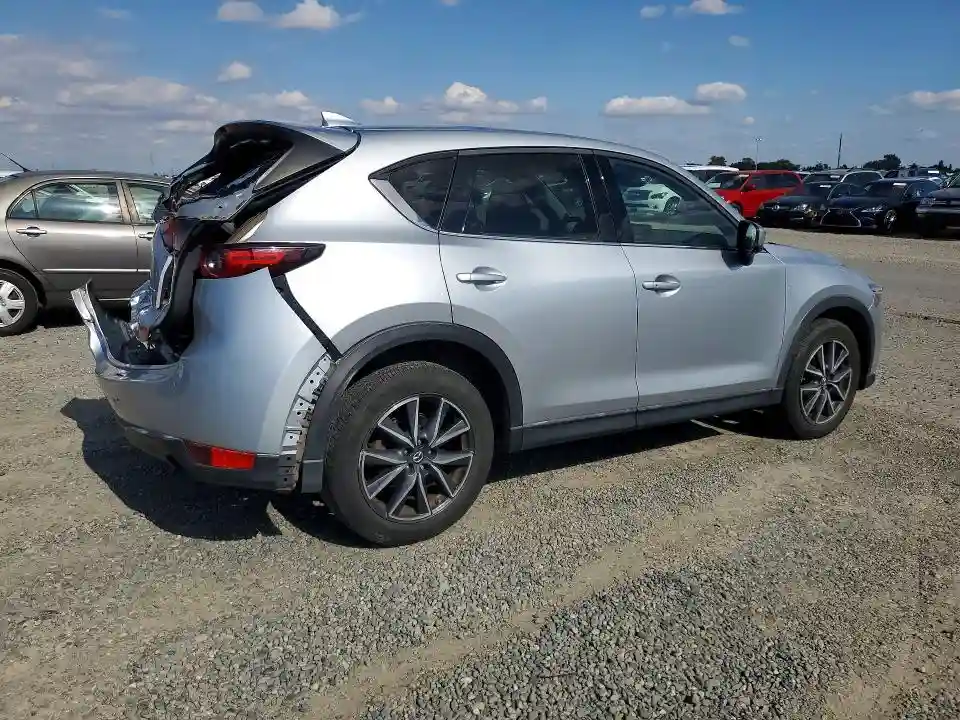 JM3KFADM1J0320639 2018 MAZDA CX-5-2