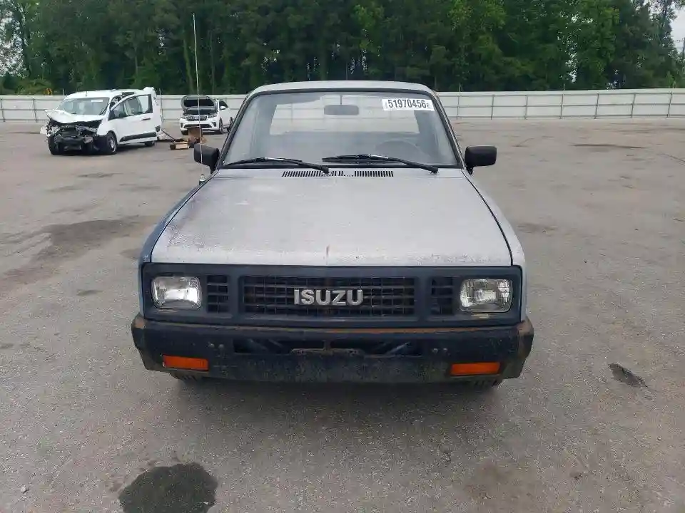 JAABL14A1H0735159 1987 ISUZU SMALL PU-4
